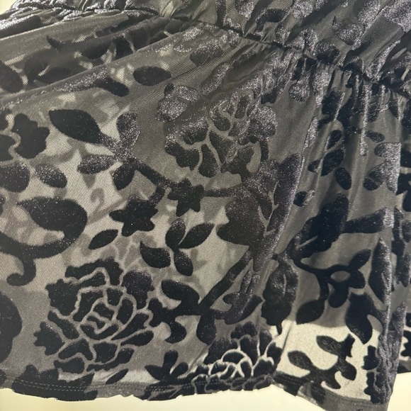 Halogen Babydoll Top Black Velvet Burnout Whimsigoth Floral - Picture 7 of 9